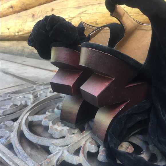 Crazy 70's Z-sole platforms! - Picture 4 of 9